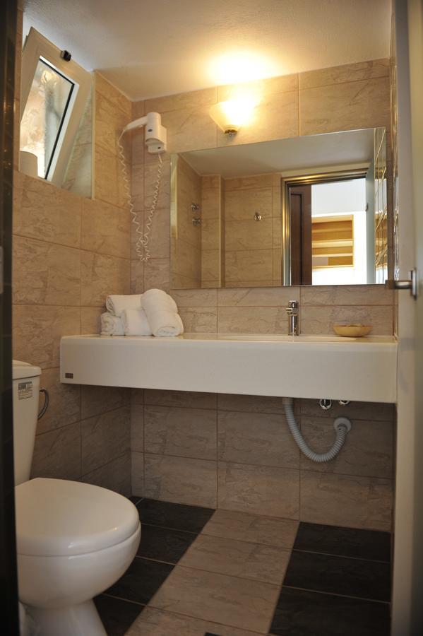 Hotel Rea Megali Ammos  Exterior photo