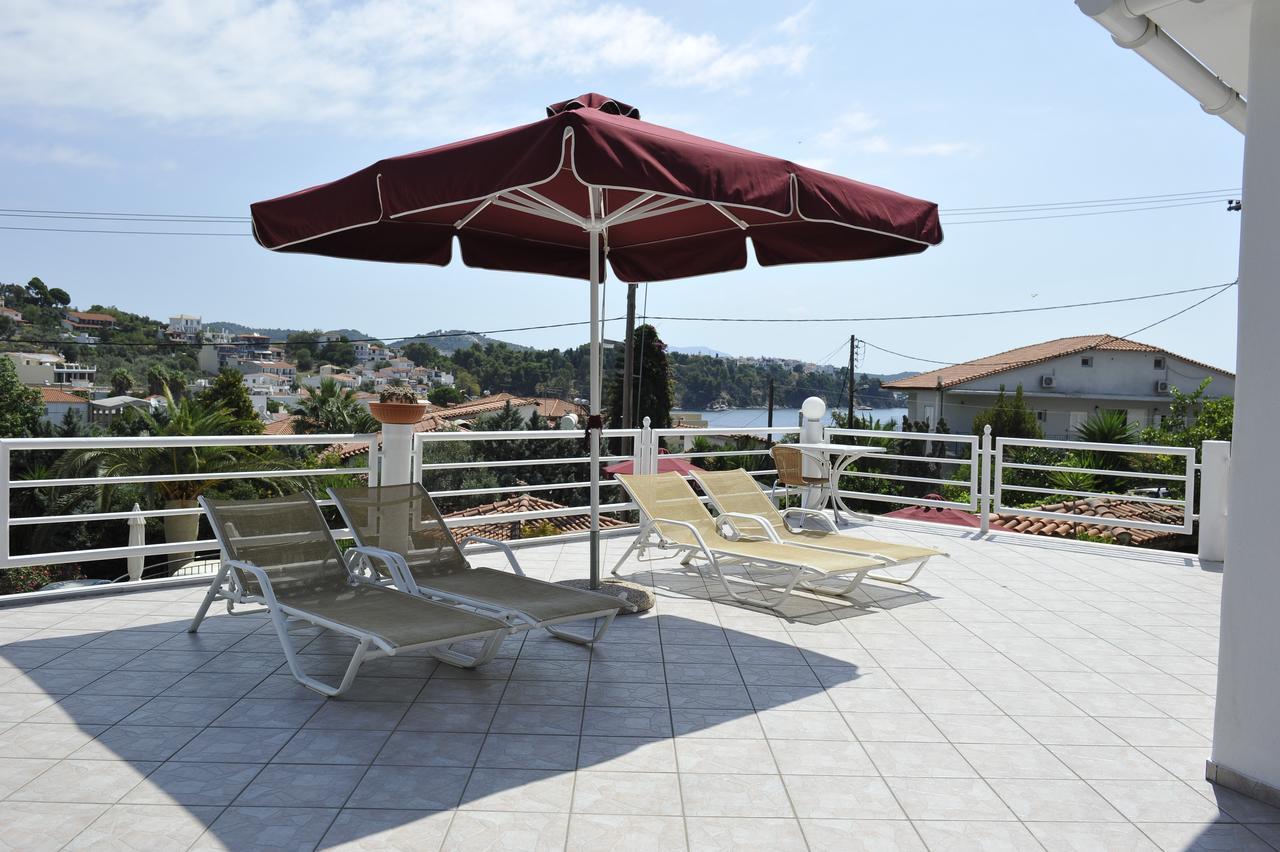 Hotel Rea Megali Ammos  Exterior photo